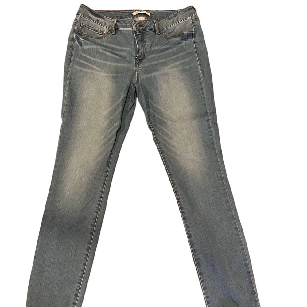Refuge Jeans - Picture 5 of 5